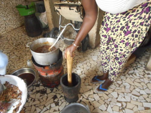 s'ensuit un délicieux thieb,(riz au poisson) plat national sénégalaise (3)